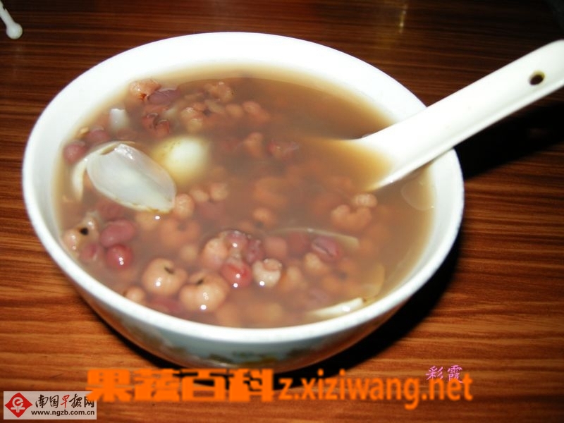 果蔬百科红豆薏米百合粥