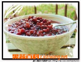 果蔬百科黑米红豆粥