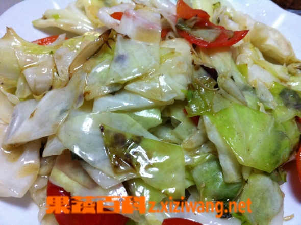 白菜蘑菇炖豆腐的做法和材料_白菜_做法,功效与作用,营养价值