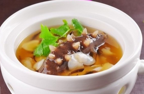 海参养生汤怎么做 海参养生汤好吃的做法技巧