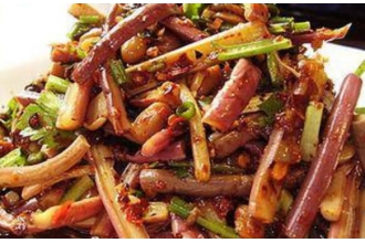 山蕨菜怎么吃 山蕨菜的食用方法